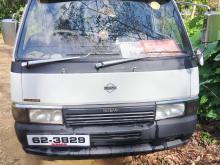 Nissan Caravan 1990 Van