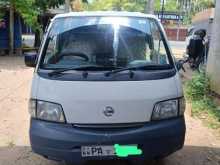 Nissan Van 2000 Van