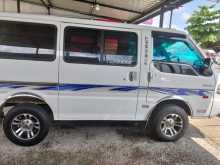 Nissan Vanette 2001 Van
