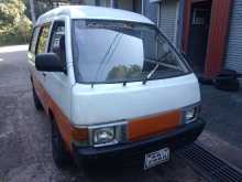 Nissan Vanette 1992 Van