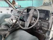https://riyasewana.com/uploads/nissan-vanatte-1992-189585012174.jpg