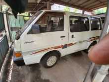Nissan Vanette 1990 Van