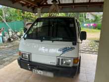 Nissan Vanette 1987 Van