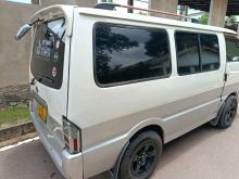 Nissan Vanette 2000 Van