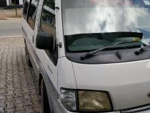 Nissan Vanette 2004 Van