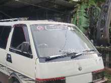 Nissan Vanette 1987 Van