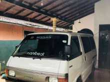 Nissan VANETTE 1995 Van