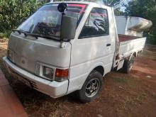 Nissan Vanette 2000 Lorry