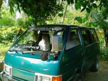 Nissan Vanette 1987 Van