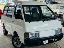 Nissan Vanette 1987 Van