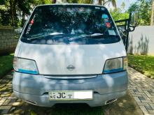 Nissan Vanette 2000 Van