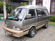 Nissan Vanette 1990 Van
