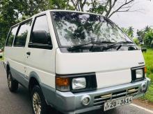 Nissan Vanette 1990 Van