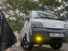 Nissan Vanette 2001 Van