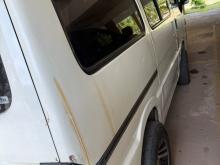 Nissan Vanette 2000 Van