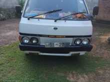 Nissan Vanette 1987 Van