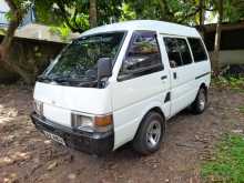 Nissan Vanette 1988 Van