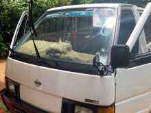 Nissan Vanette 1992 Van