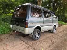 https://riyasewana.com/uploads/nissan-vanette-1992-308192612663.jpg