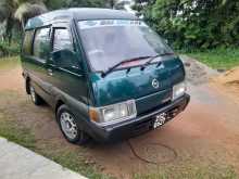 Nissan VanettE252 1993 Van