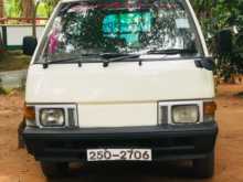 Nissan Vanette C22 High Roof 1993 Van