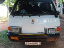 Nissan Vanette 1990 Van