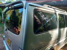 Nissan Vanette 2000 Van