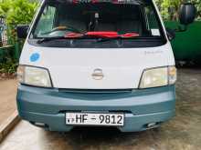 Nissan Vanette 2000 Van