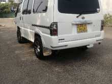 Nissan Vanette 2001 Van