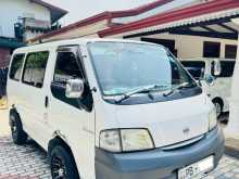 Nissan Vanette 2002 Van