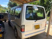 Nissan Vanette 2005 Van