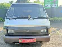 Nissan VANETTE 1995 Van