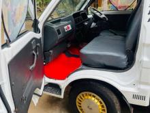 https://riyasewana.com/uploads/nissan-vanette-23705526304.jpg