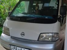 Nissan Vanette 2000 Van