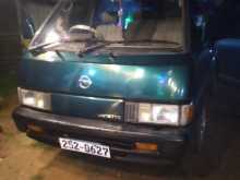 Nissan VanettE252 1993 Van