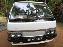 Nissan Vanette 1986 Van