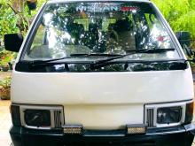Nissan Vanette 1990 Van