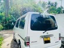 Nissan Vanette 2000 Van