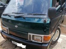 Nissan Vanette 1986 Van