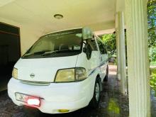 Nissan Vanette 2000 Van
