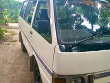 Nissan Vanette 1986 Van
