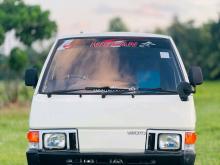Nissan Vanette 1988 Van