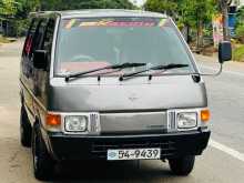 Nissan Vanette 1990 Van
