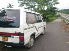 Nissan Vanette Largo 1988 Van