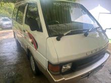 Nissan Vanette Largo Power 1997 Van