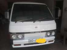 Nissan Vanette Long 1985 Van
