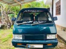 Nissan Vanette VX 1990 Van
