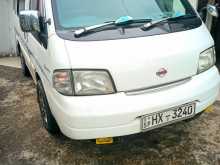 Nissan Vanette 2004 Van