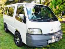 Nissan Vannat 2000 Van