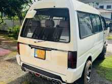 Nissan Vanette 1988 Van